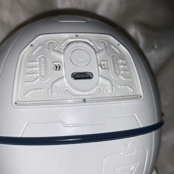 NEW Humidifier - spaceship and spaceman design - Picture 9 of 15